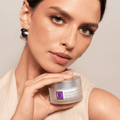 Age Wonder Day Cream (Combination to Oily Skin)